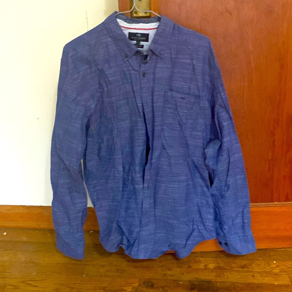 Men’s gently used Michael Brandon dress shirt